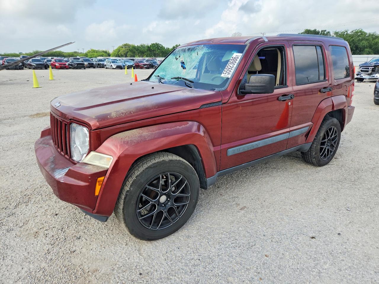 Salvage Jeep Liberty Image