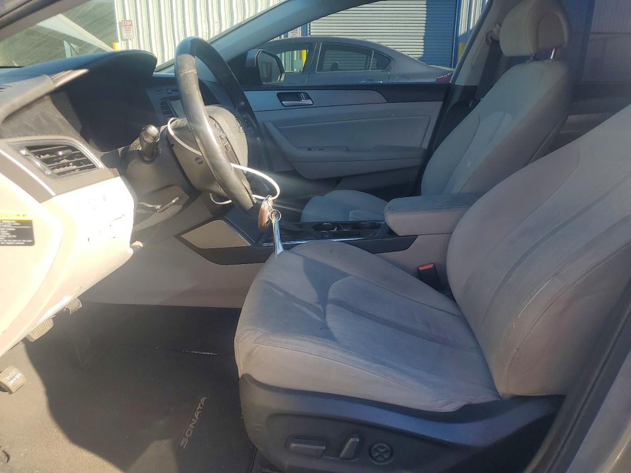 Hyundai SONATA Base