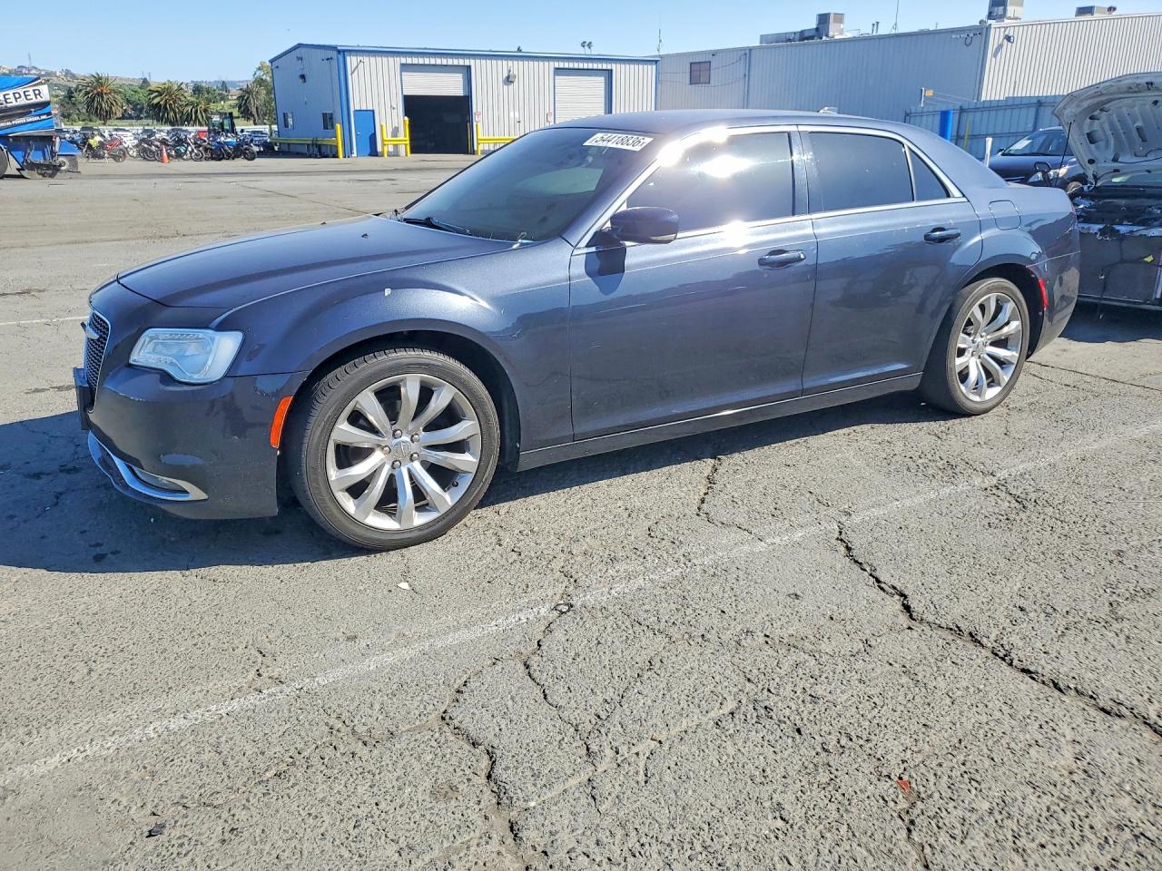 Salvage Chrysler 300 Image
