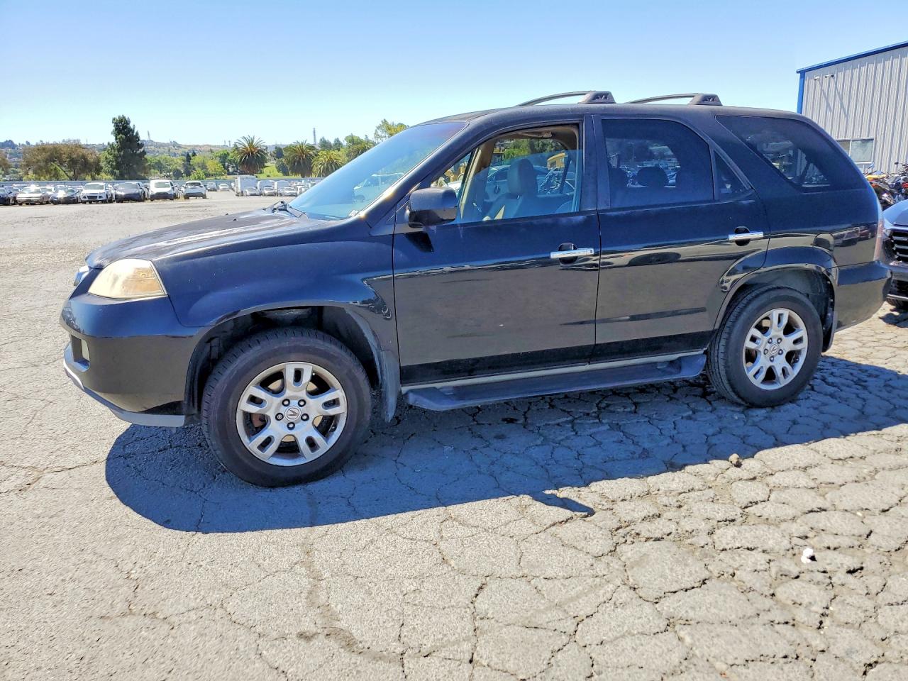 Salvage Acura MDX Image