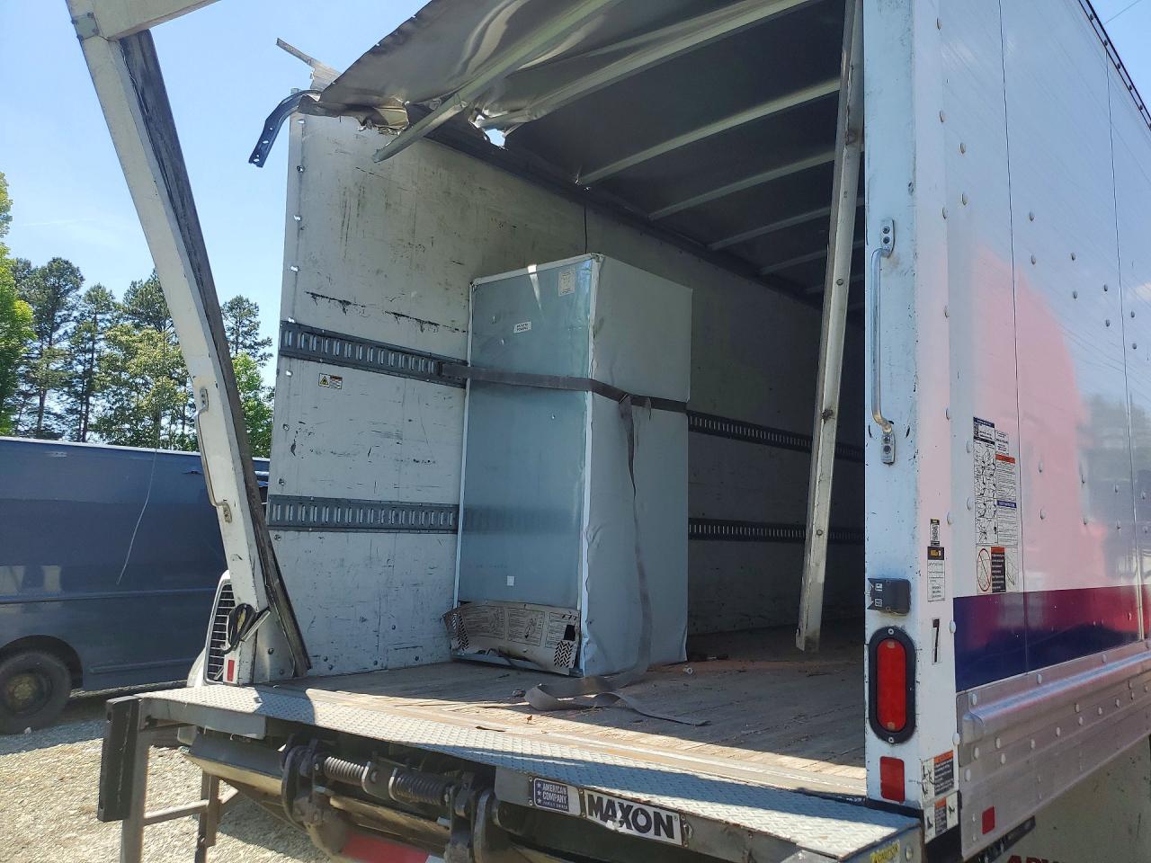 Freightliner M2 106 Medium Duty