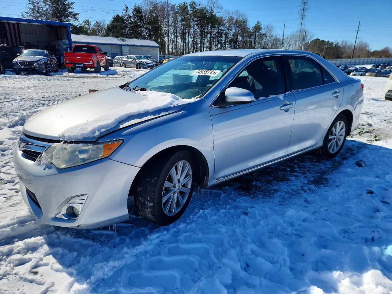 Salvage Toyota Camry Image