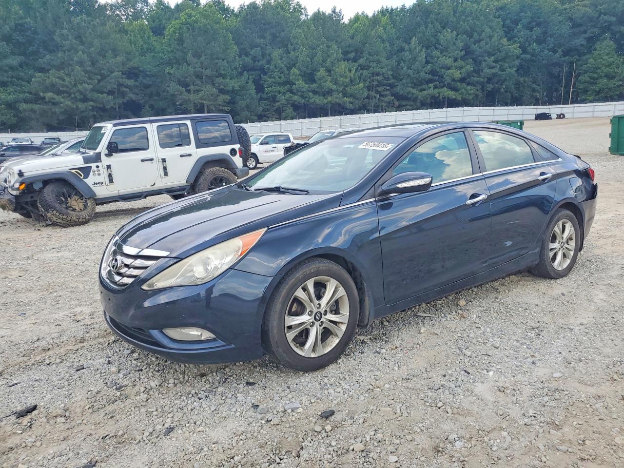 Salvage Hyundai SONATA Image