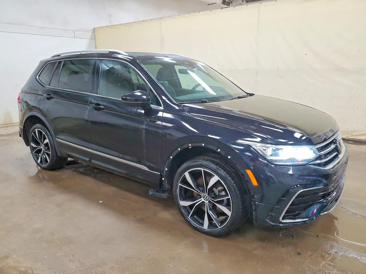 Volkswagen Tiguan Sel R-line Black