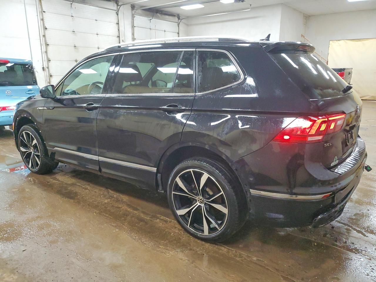 Volkswagen Tiguan Sel R-line Black