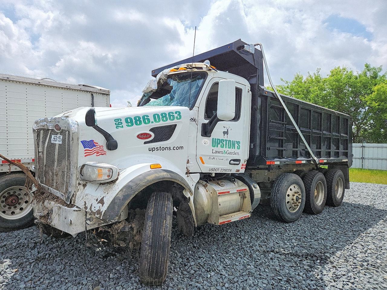 Peterbilt 567