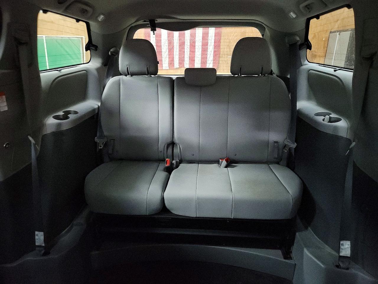 Toyota Sienna Xle 8-passenger