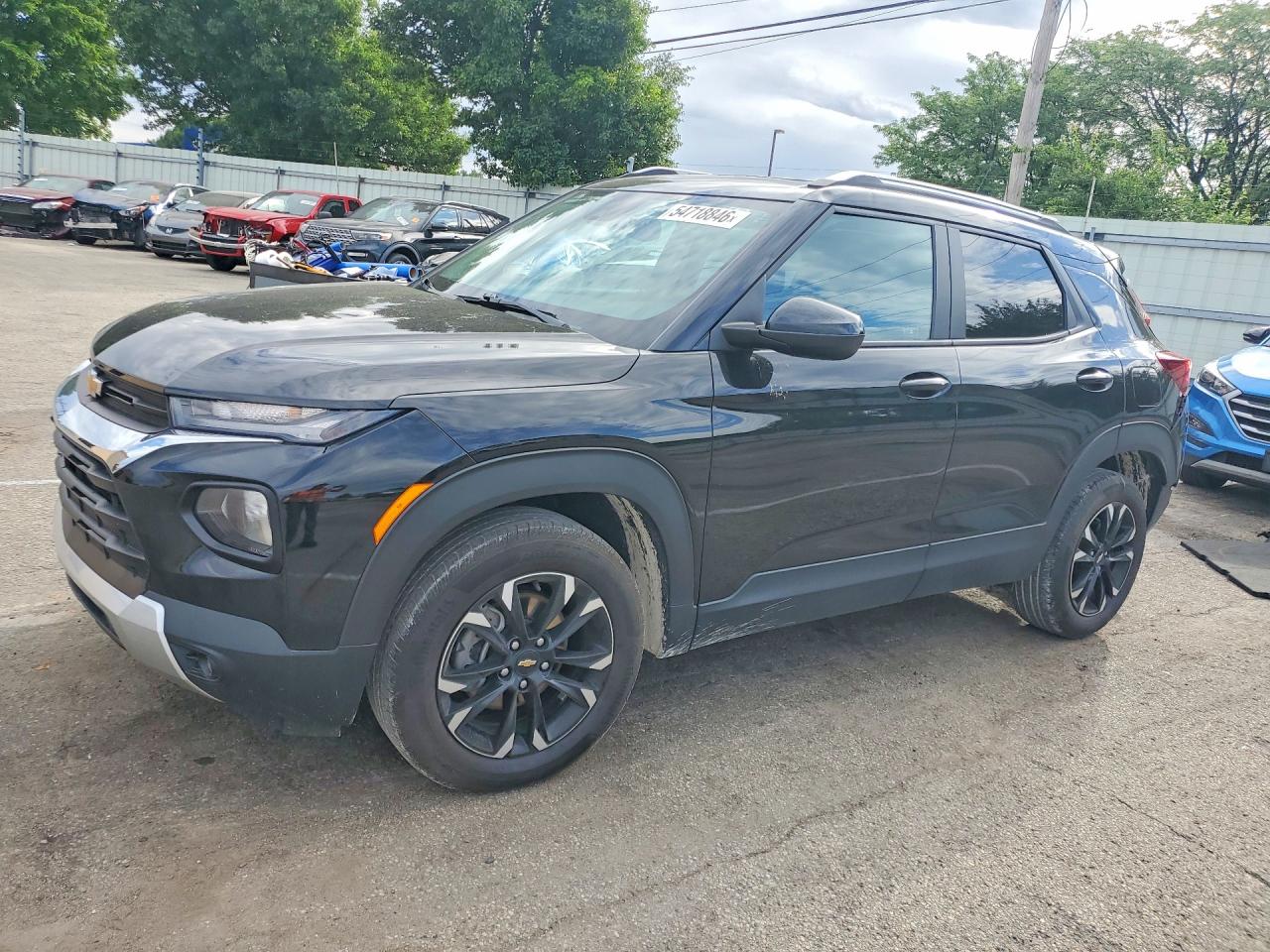 Salvage Chevrolet Trailblazer Image