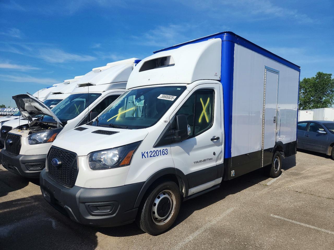 Salvage Ford Transit Image