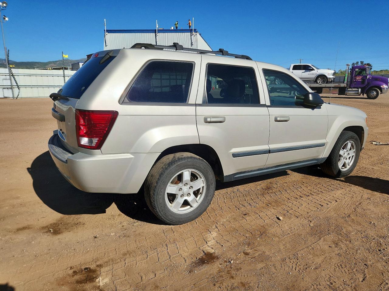 Jeep Grand Cherokee Laredo