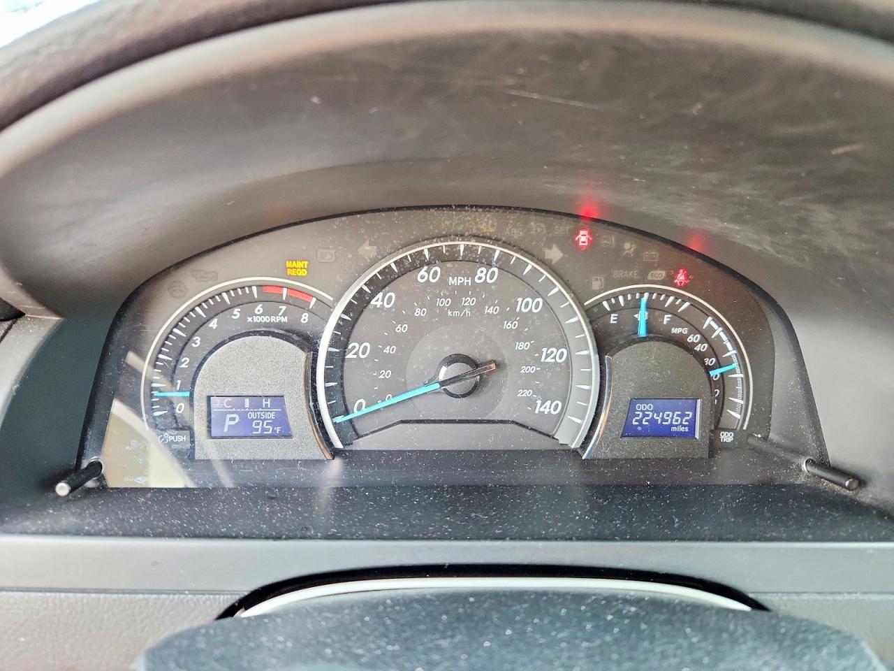 Toyota Camry Le