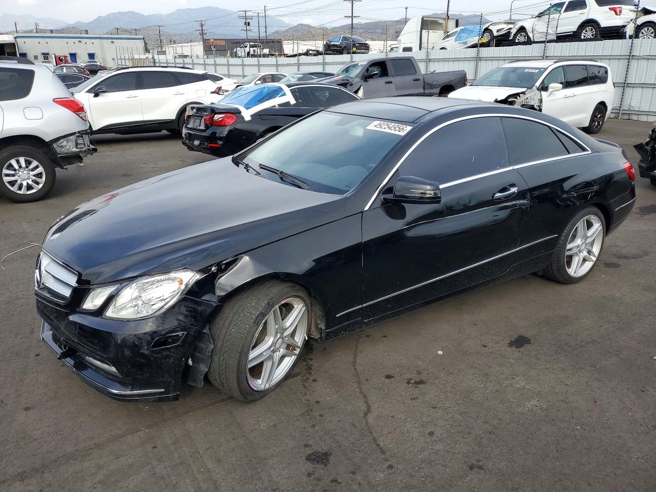 Salvage Mercedes-Benz M-Class Image