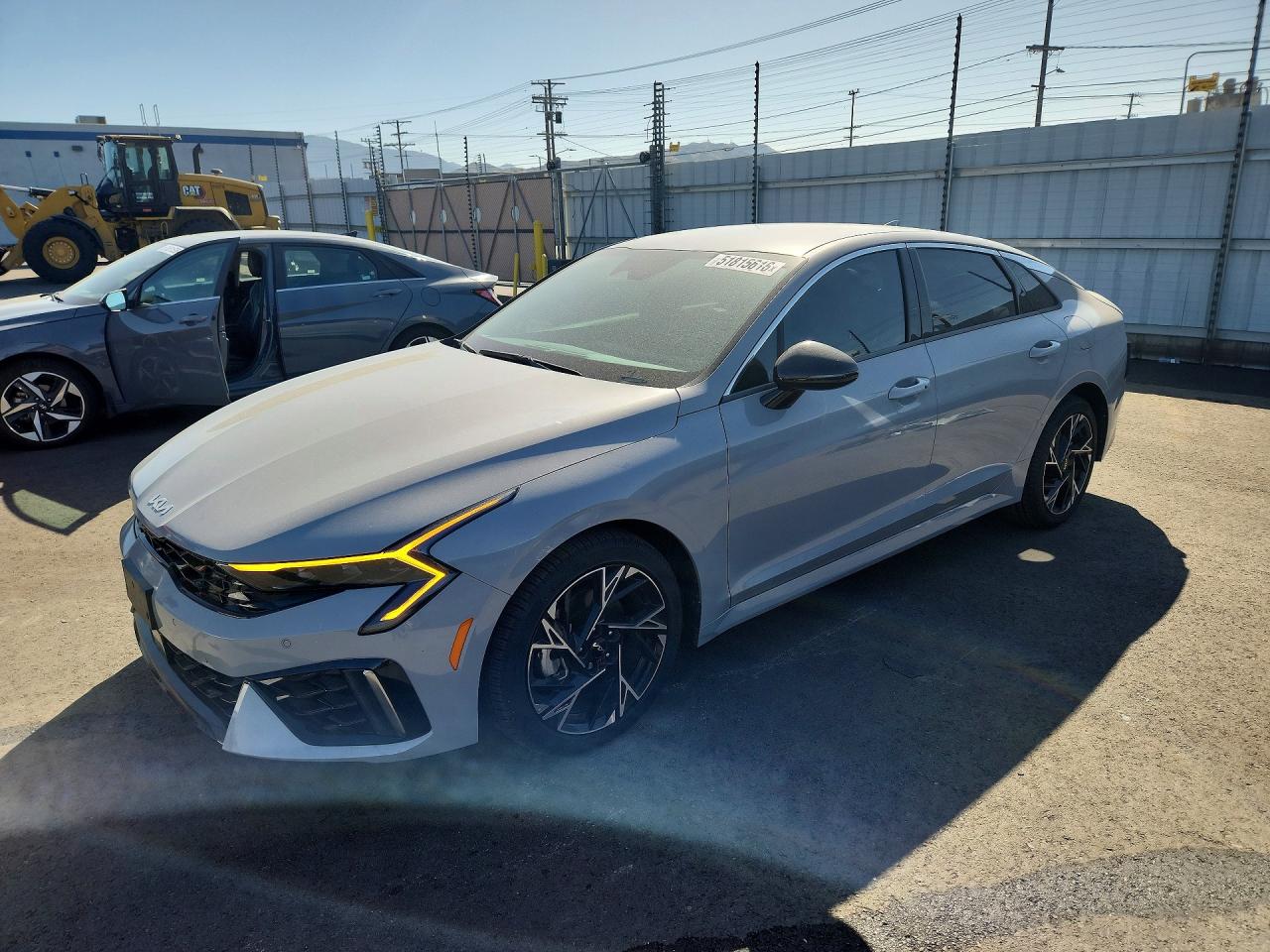 Salvage Kia K5 Image