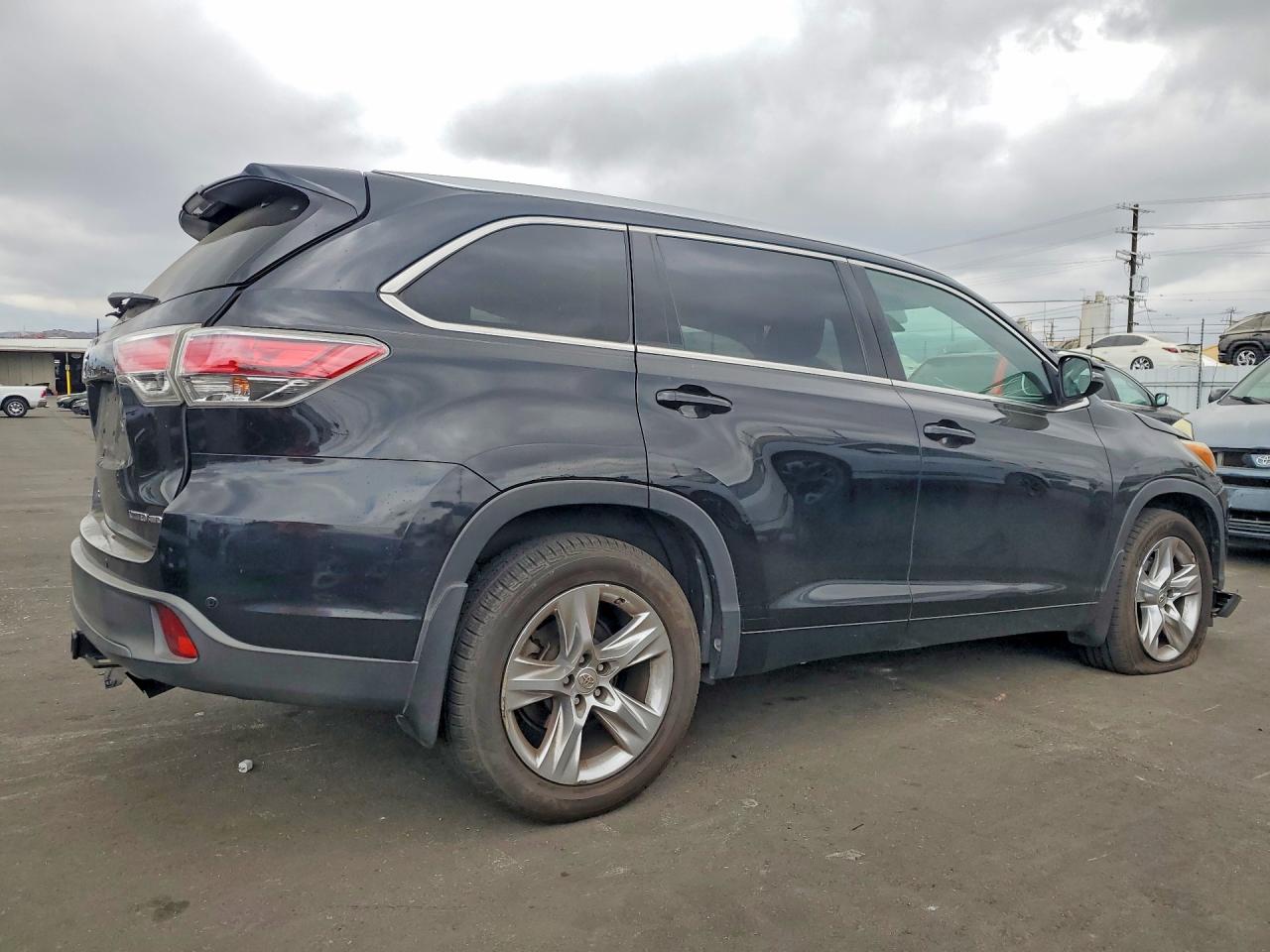 Toyota Highlander Limited Platinum