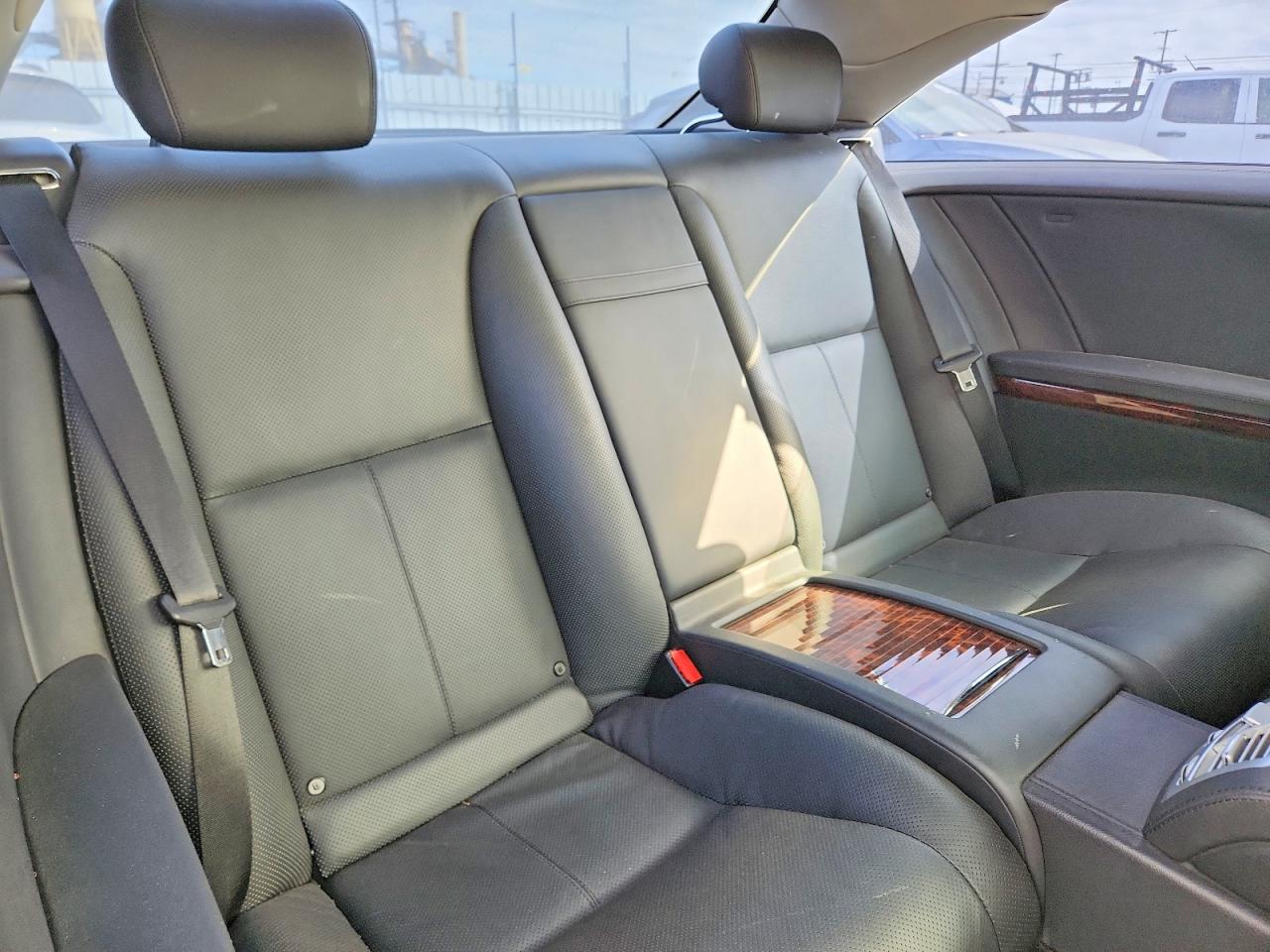 Mercedes-Benz C-Class 550