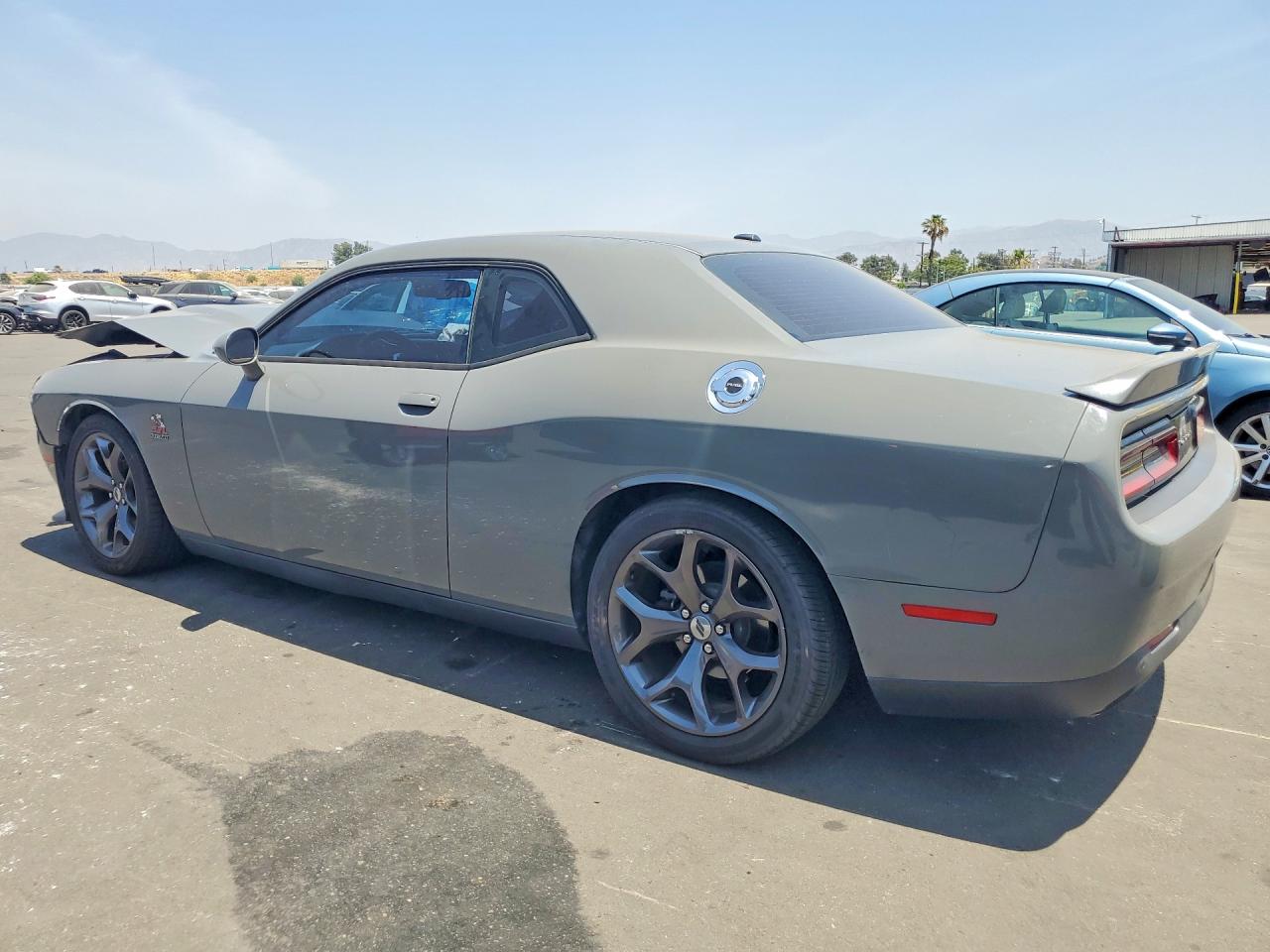 Dodge Challenger R