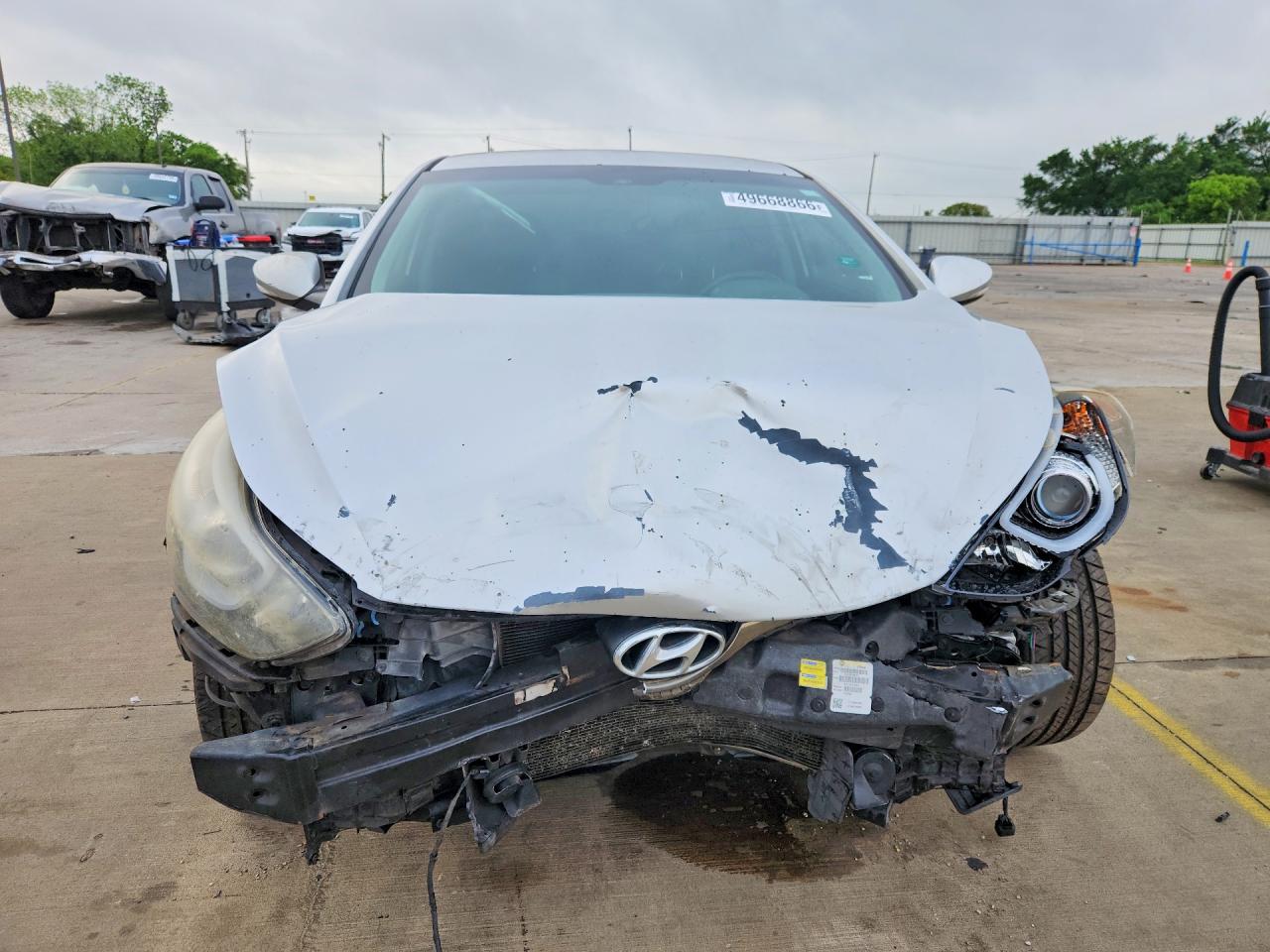 Hyundai ELANTRA Limited