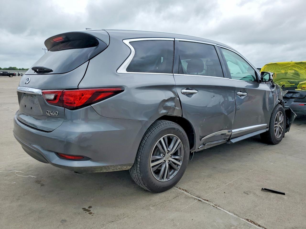 INFINITI Qx Pure
