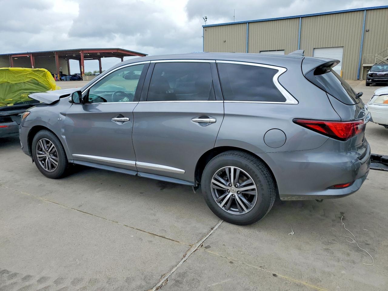 INFINITI Qx Pure