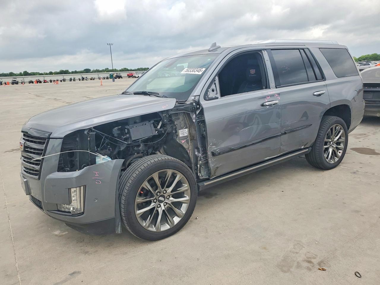 Salvage Cadillac Escalade Image