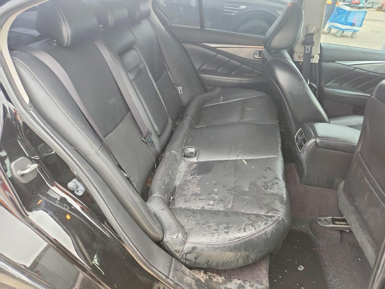 INFINITI Q50 Base