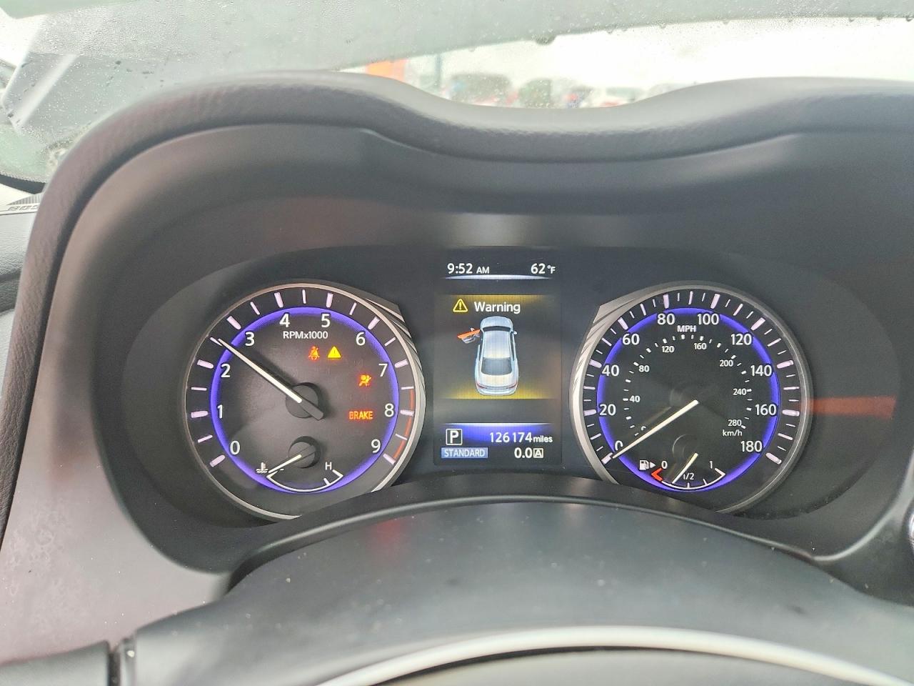 INFINITI Q50 Base