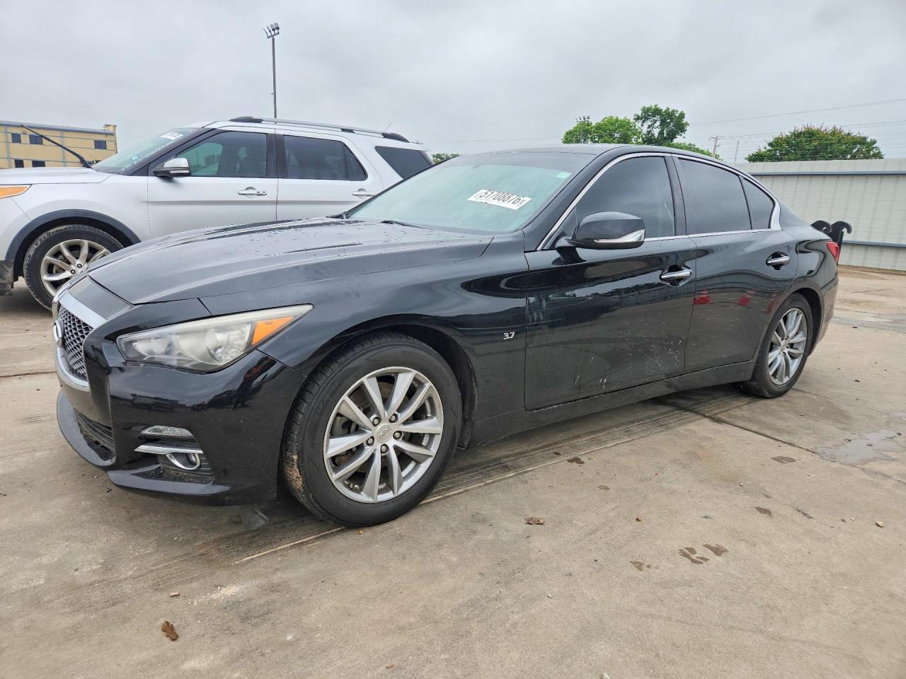 Salvage INFINITI Q50 Image