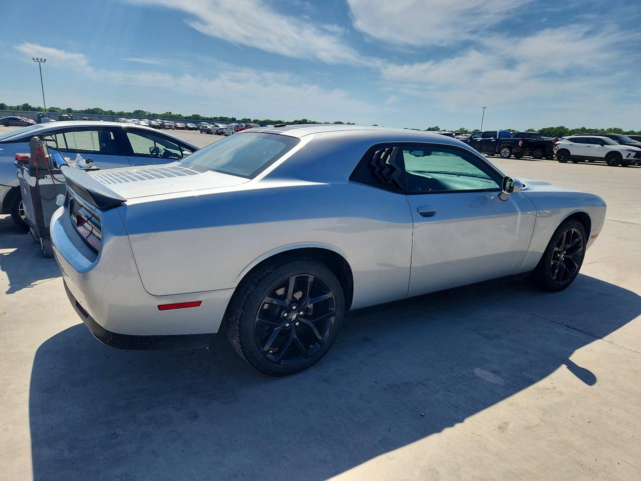 Dodge Challenger Sxt