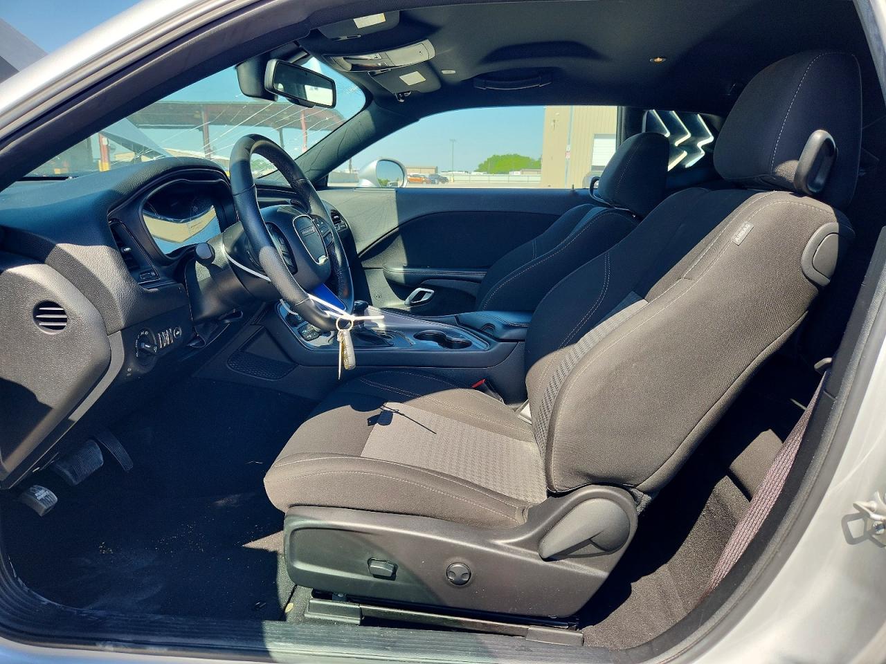 Dodge Challenger Sxt