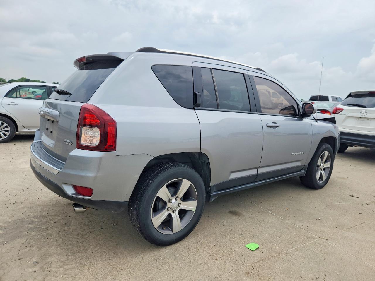 Jeep Compass Latitude