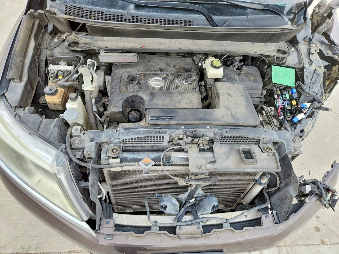 Nissan Pathfinder Sv