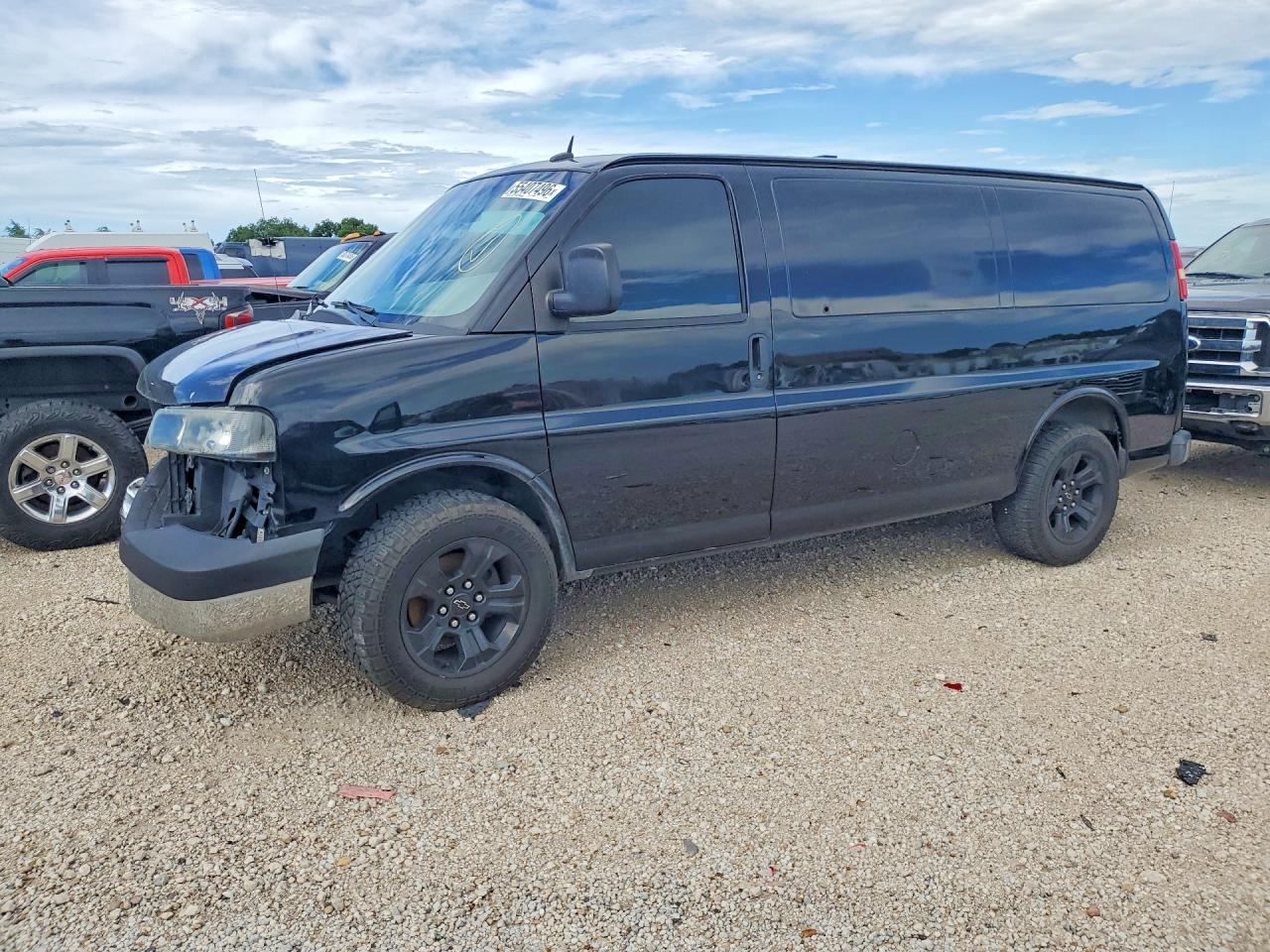 Salvage Chevrolet Express Image