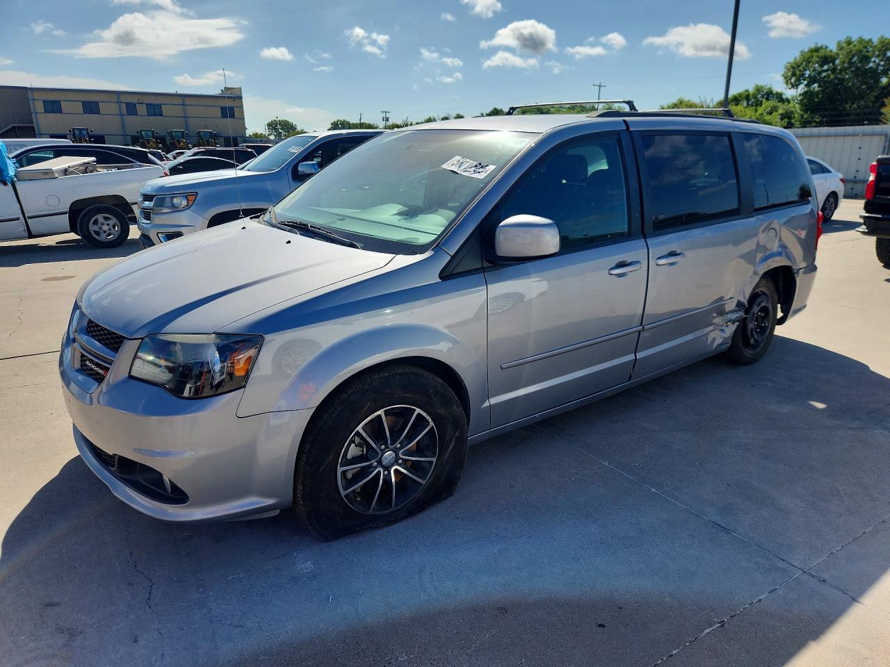 Salvage Dodge Caravan Image