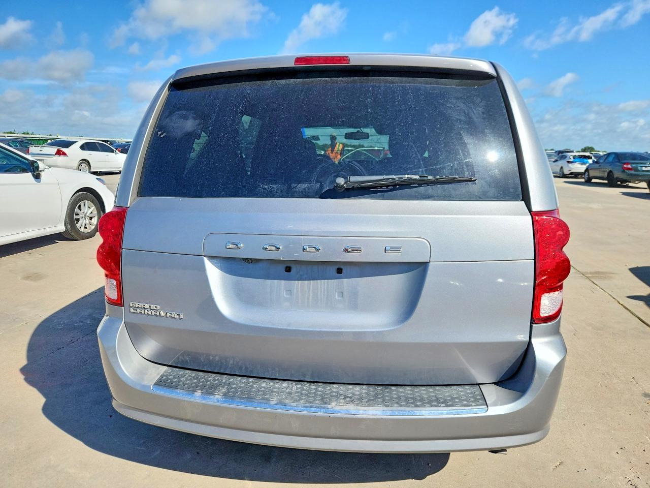 Dodge Caravan