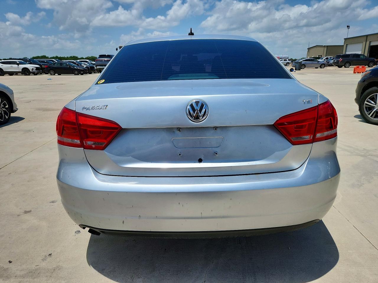 Volkswagen Passat S