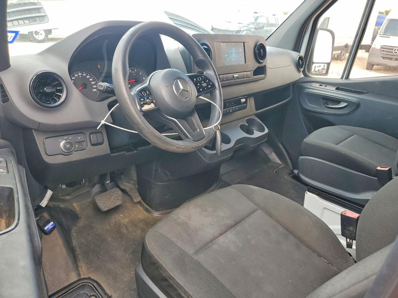 Mercedes-Benz Sprinter 1500