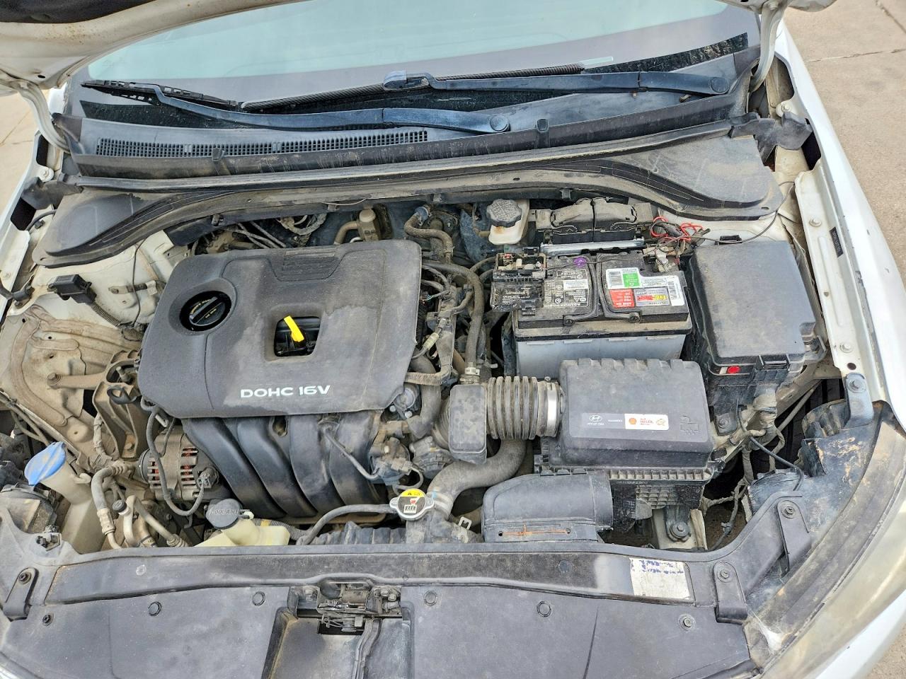 Hyundai ELANTRA Sel