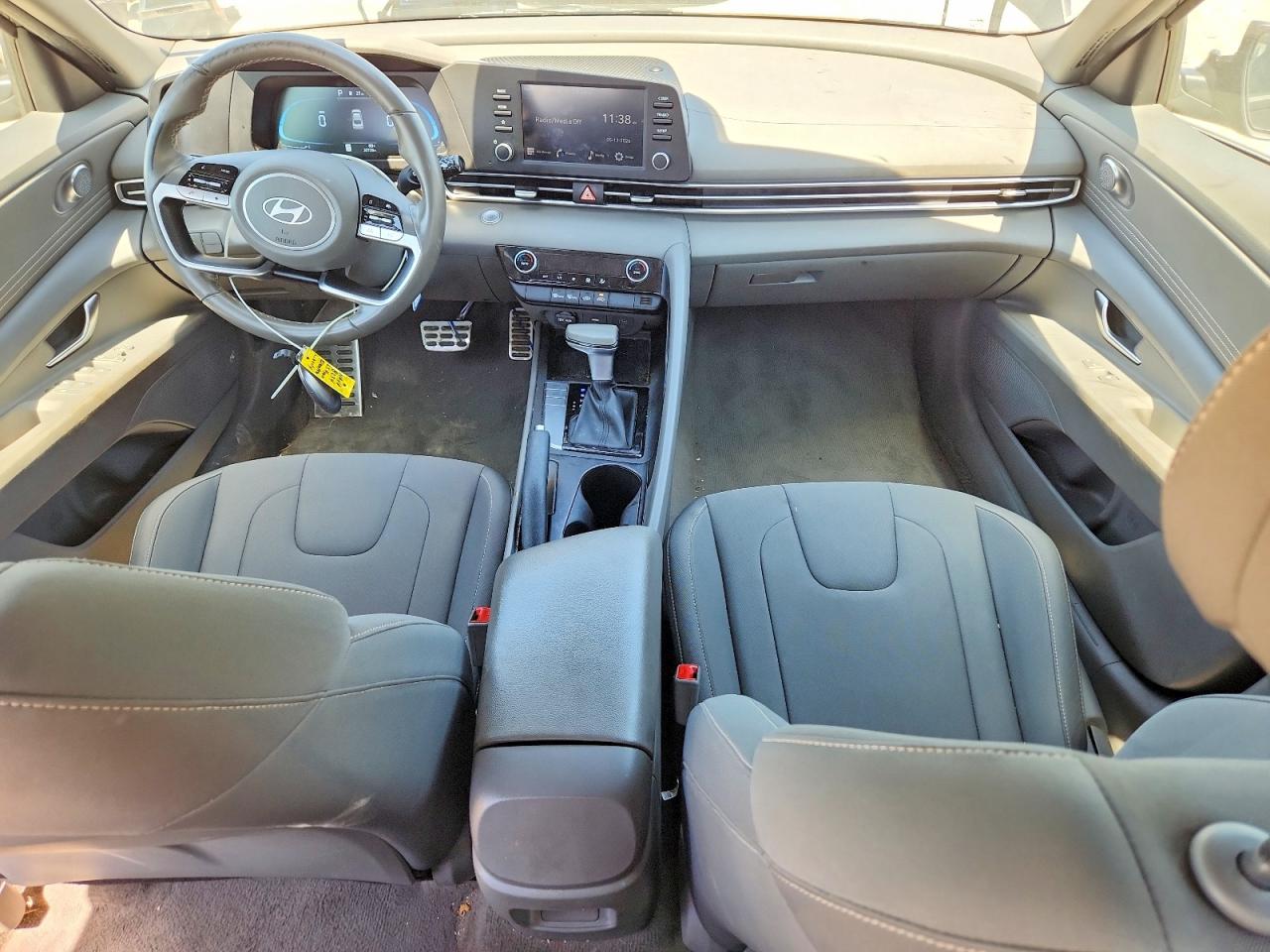 Hyundai ELANTRA Sel Sport