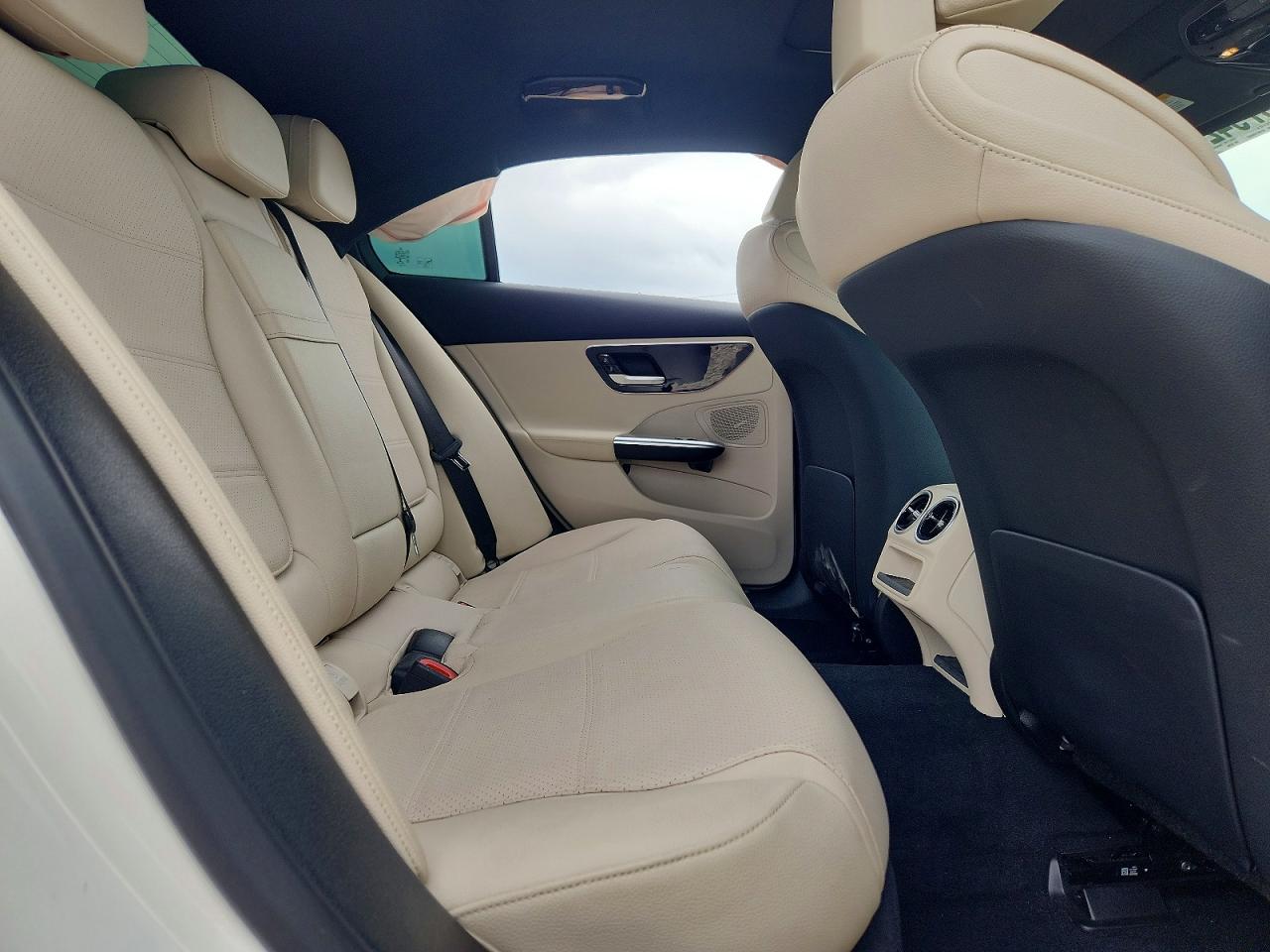 Mercedes-Benz C-Class 300 4matic