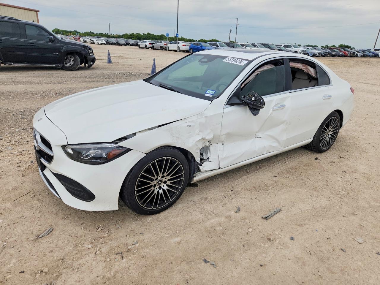 Salvage Mercedes-Benz C-Class Image