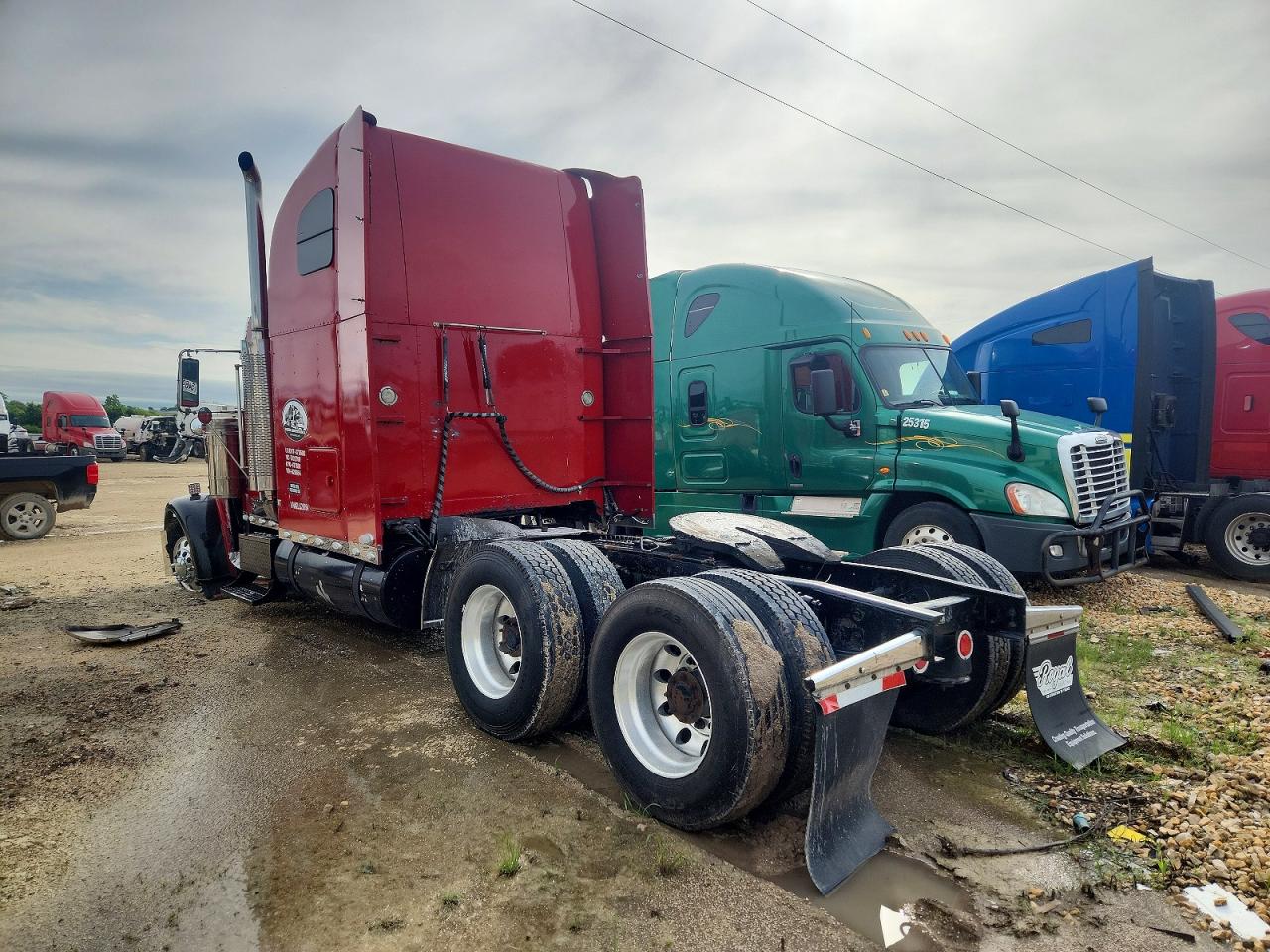 Freightliner Fld120