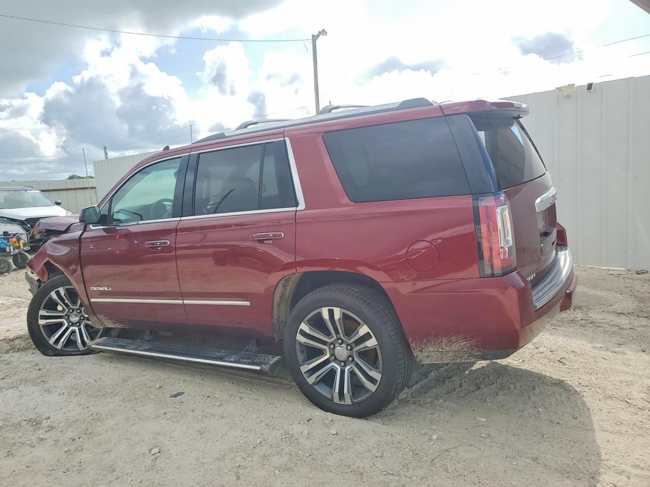 GMC Yukon Denali