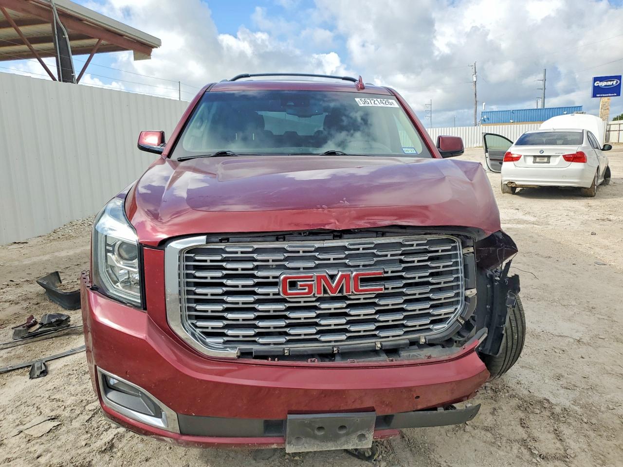 GMC Yukon Denali