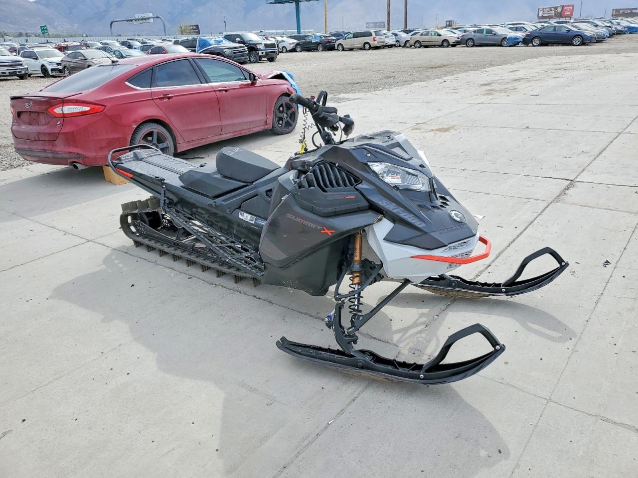 Salvage Ski-Doo Tjma Image