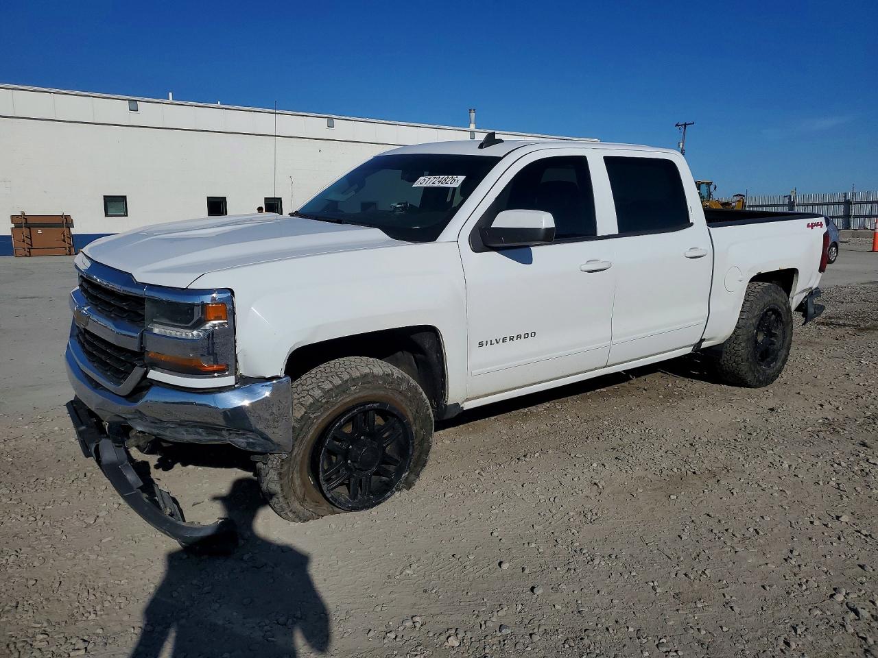 Salvage Chevrolet Silverado Image