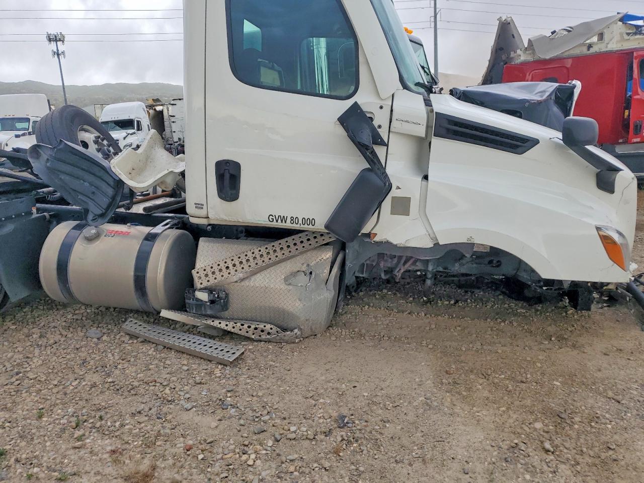 Freightliner Cascadia 126