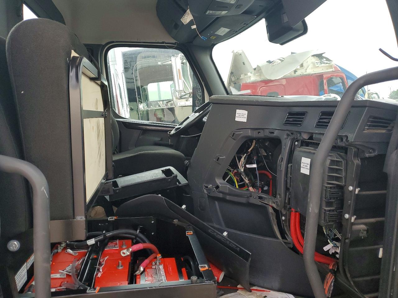 Freightliner Cascadia 126
