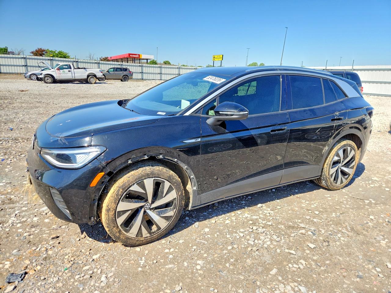 Salvage Volkswagen ID.4 Image