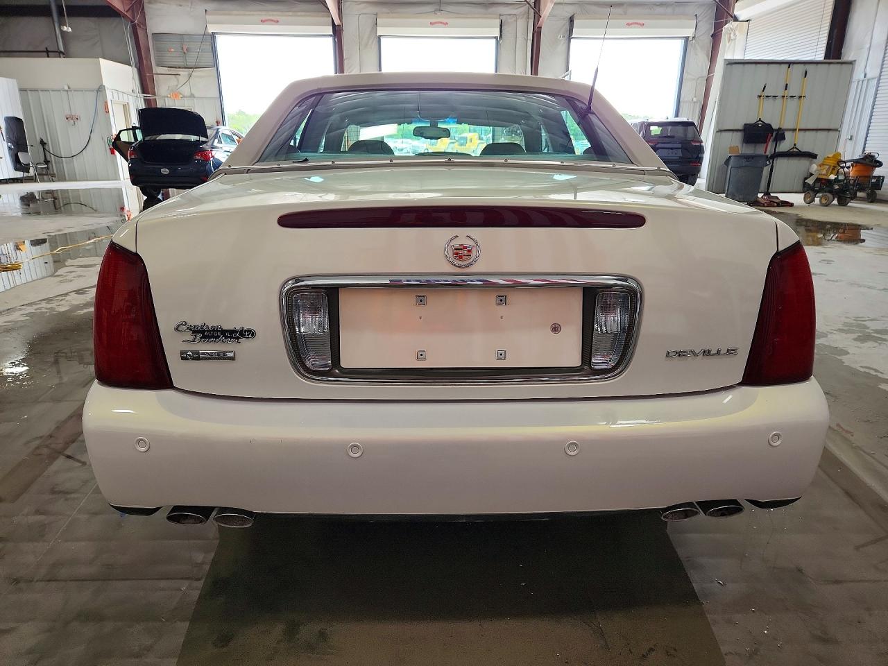 Cadillac DeVille