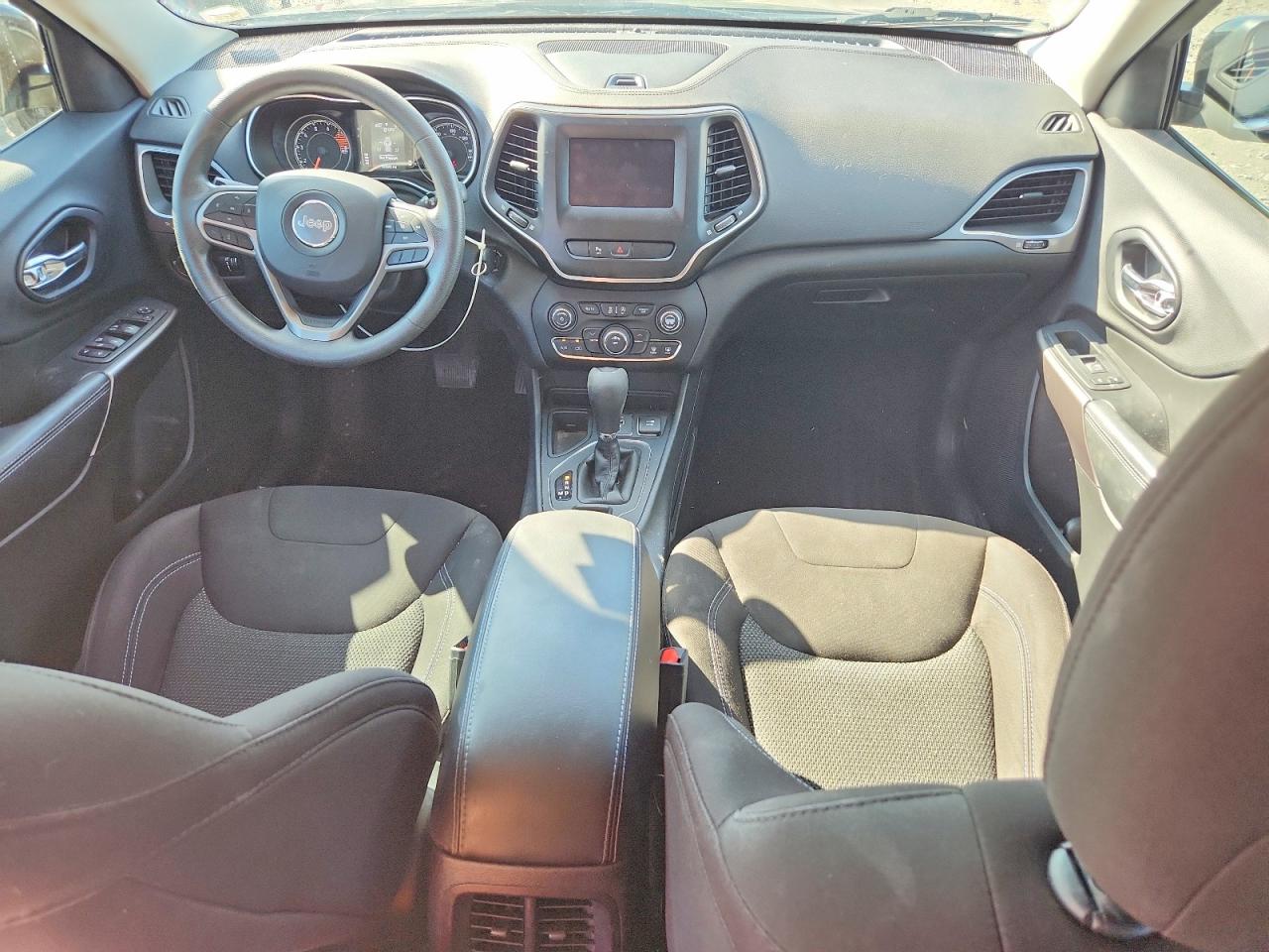 Jeep Grand Cherokee Latitude